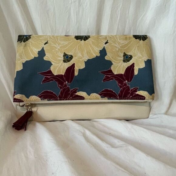 Rachel Pally Women's Floral Cream Blue Tassel Zip Closure Fold-Over Clutch Bag - Picture 1 of 9